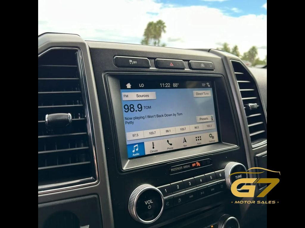 Used 2018 Ford Expedition XLT w/ Equipment Group 202A RWD image 22