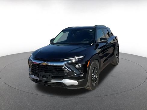Used 2025 Chevrolet TrailBlazer LT image 7