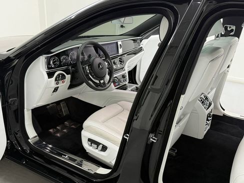 Used 2021 Rolls-Royce Ghost AWD/4WD image 11