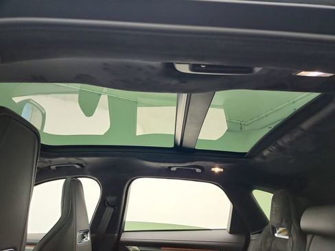 New 2026 Jaguar F-PACE SVR image 22