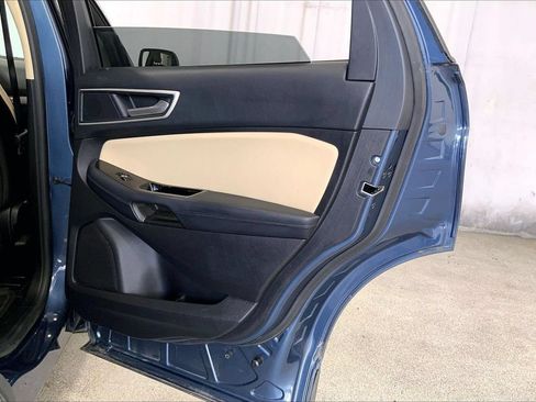 Used 2019 Ford Edge SEL w/ Equipment Group 201A FWD image 23