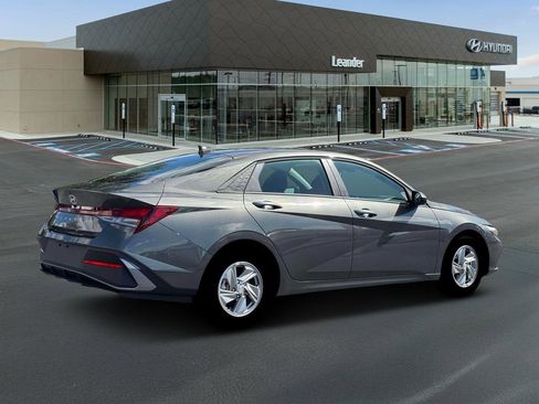 New 2026 Hyundai Elantra SE w/ Cargo Package image 8
