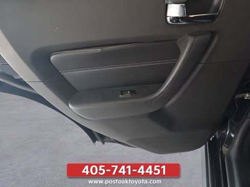 Used 2007 HUMMER H3 w/ Tactical Edition Package AWD/4WD image 18