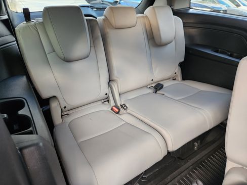 Used 2022 Honda Odyssey EX-L image 16