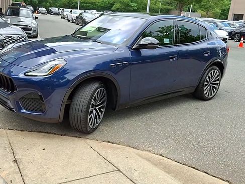 New 2025 Maserati Grecale Modena image 4