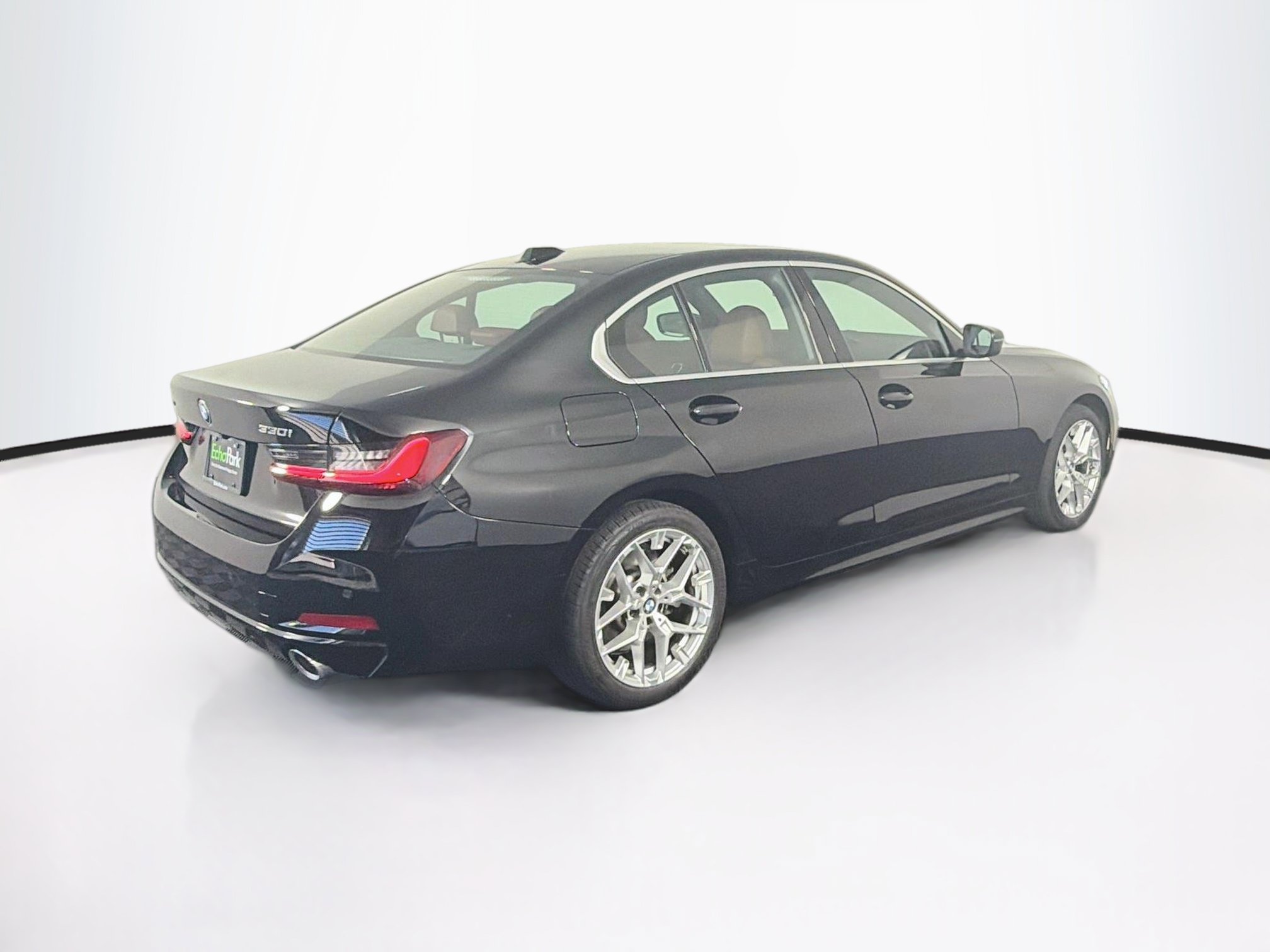 Used 2026 BMW 330i xDrive Sedan AWD/4WD image 9