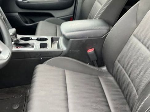 Used 2021 Kia Sportage LX AWD/4WD image 12