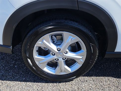 Certified 2025 Honda HR-V LX image 9