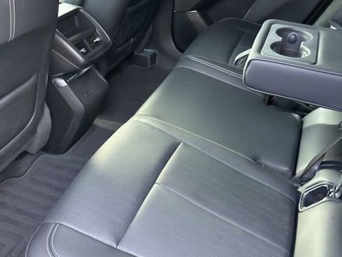 Used 2025 Cadillac Lyriq Luxury image 11