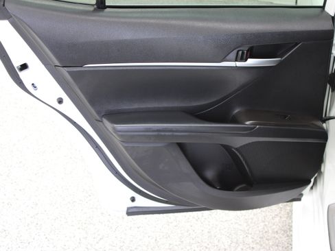Certified 2024 Toyota Camry SE FWD image 24