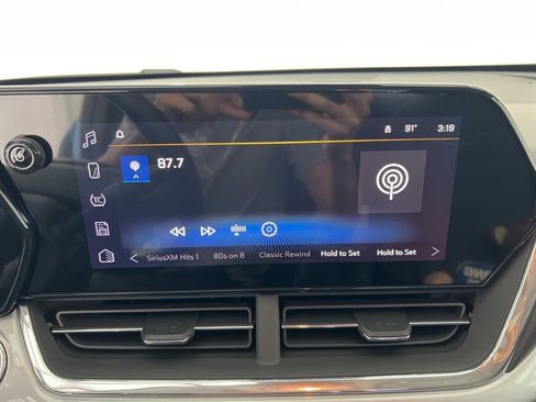 New 2026 Chevrolet Trax LT w/ Driver Confidence Package image 12