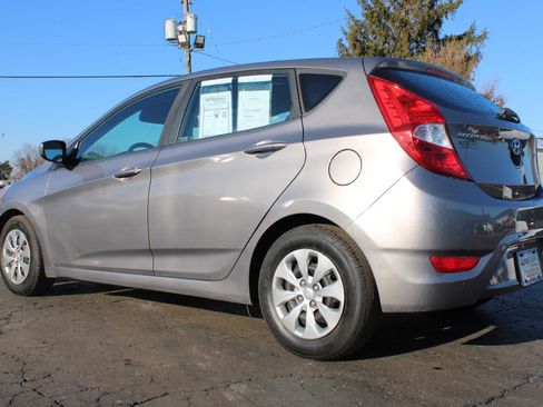 Used 2017 Hyundai Accent SE image 54