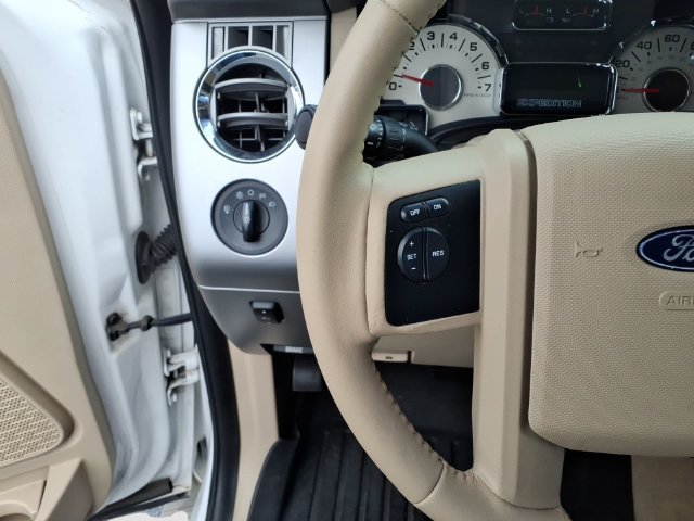 Used 2010 Ford Expedition 4WD image 18
