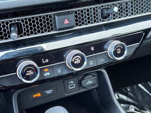 Certified 2024 Honda Civic Sport image 17