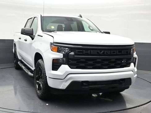 Used 2026 Chevrolet Silverado 1500 Custom w/ Turbomax Blackout Package RWD image 8