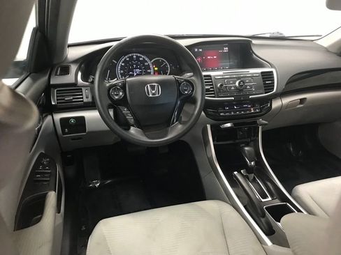 Used 2016 Honda Accord LX image 25