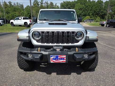 Used 2024 Jeep Wrangler Unlimited Rubicon 392 AWD/4WD image 2