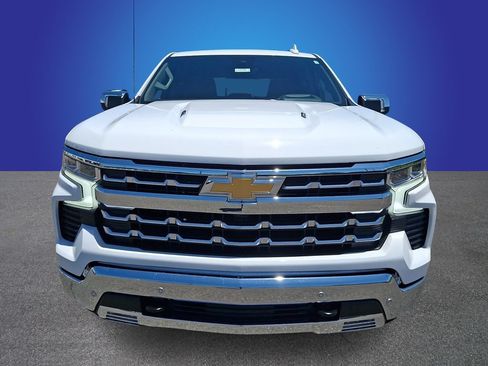 Used 2026 Chevrolet Silverado 1500 LTZ AWD/4WD image 2