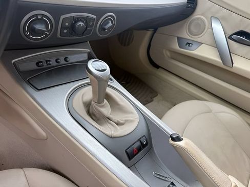 Used 2003 BMW Z4 3.0i RWD image 14