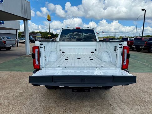 New 2026 Ford F350 Platinum image 34