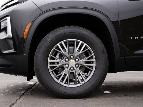 New 2026 Chevrolet Traverse LT w/ Driver Confidence Package image 10