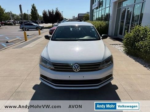 Used 2015 Volkswagen Jetta S FWD image 2