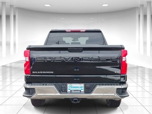 Used 2025 Chevrolet Silverado 1500 LT image 4