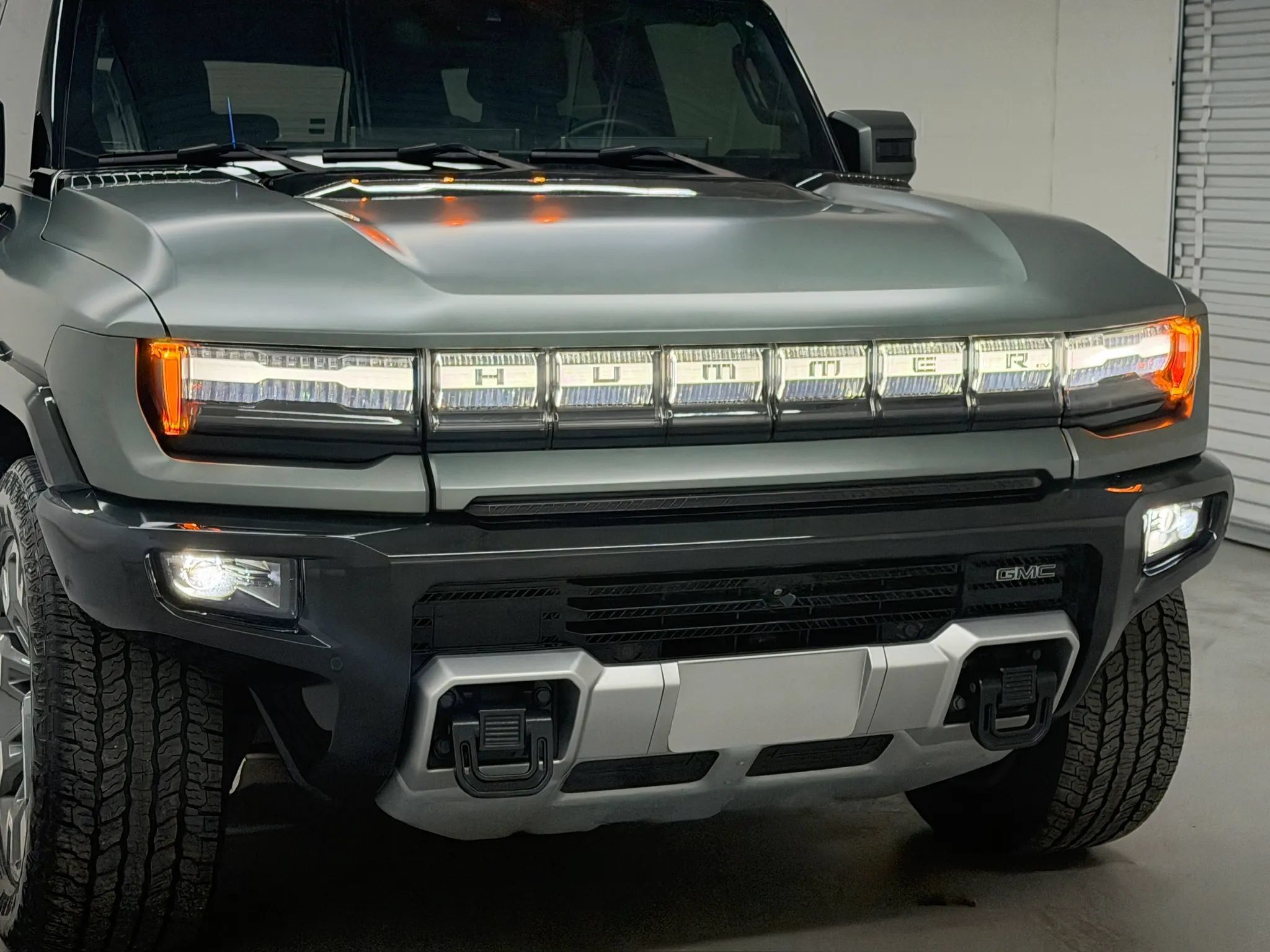 Used 2024 GMC Hummer EV 3X w/ LPO, Cargo Utility Package AWD/4WD image 93