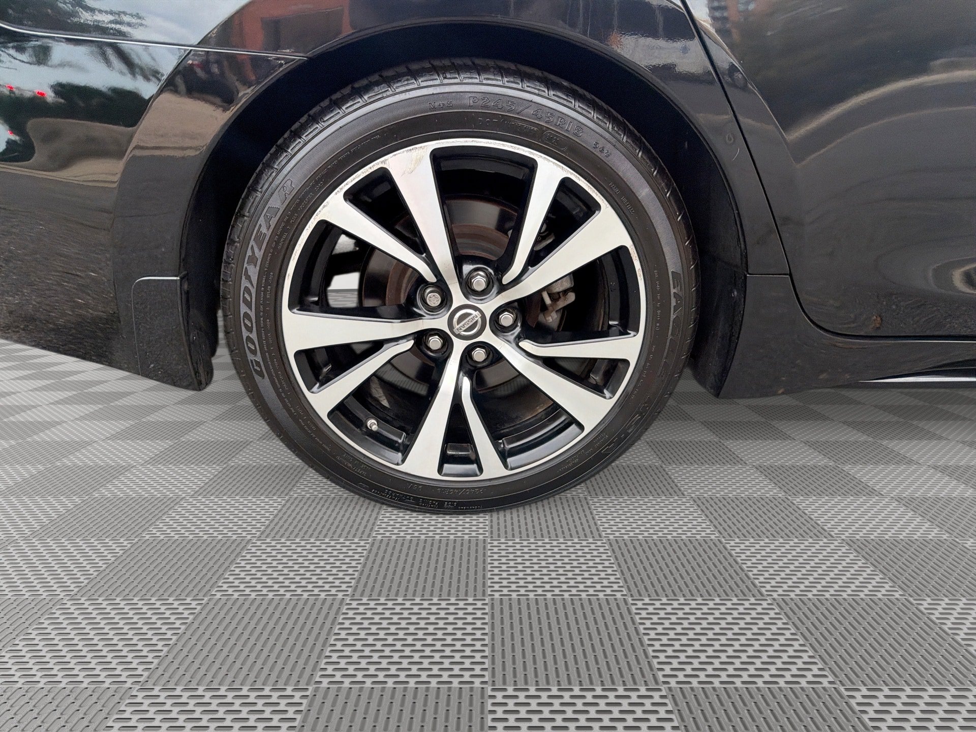 Used 2018 Nissan Maxima Platinum FWD image 30