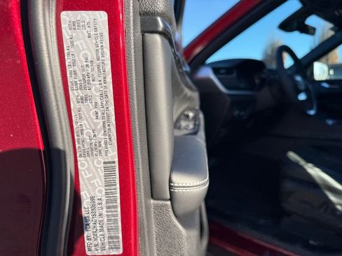 New 2025 Jeep Grand Cherokee Altitude image 24