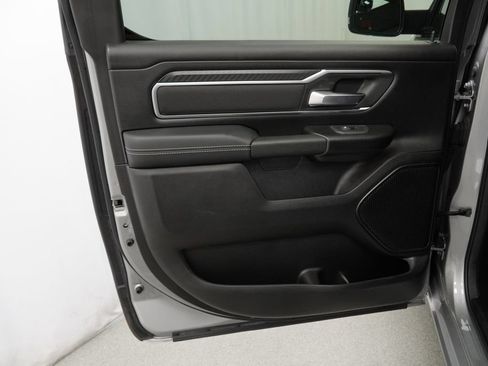 Used 2025 RAM 1500 Big Horn AWD/4WD image 40
