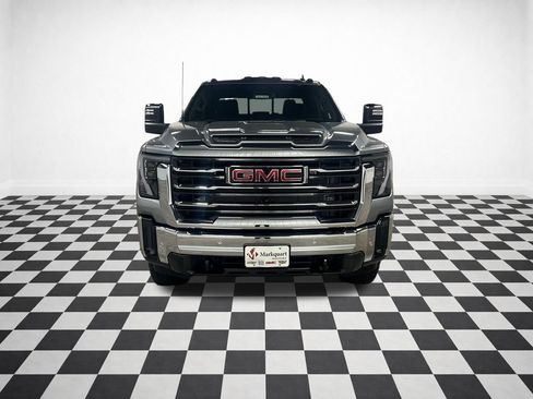 New 2026 GMC Sierra 2500 SLT AWD/4WD image 3