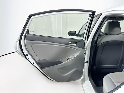 Used 2016 Hyundai Accent SE image 24