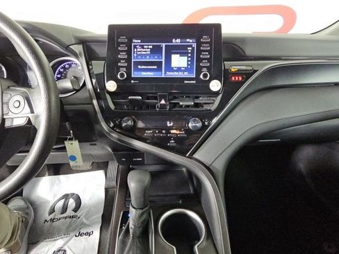 Used 2023 Toyota Camry LE image 19