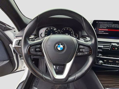 Used 2019 BMW 530i 530i w/ Convenience Package image 39