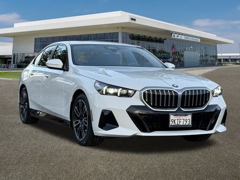 Certified 2024 BMW 530i w/ M Sport Package image 2