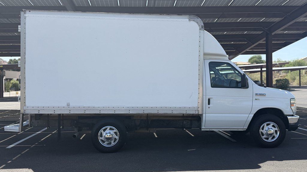 Used 2010 Ford E-350 and Econoline 350 Super Duty RWD image 18