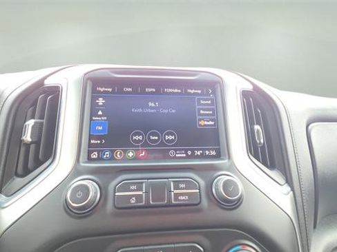 Used 2021 Chevrolet Silverado 1500 LT w/ Texas Edition Plus image 11