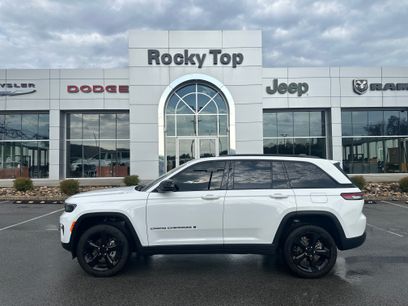 Used 2024 Jeep Grand Cherokee Altitude