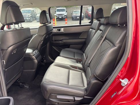 Used 2025 Hyundai Santa Fe SEL image 28