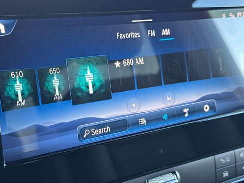 Used 2025 Mercedes-Benz Sprinter 2500 image 19