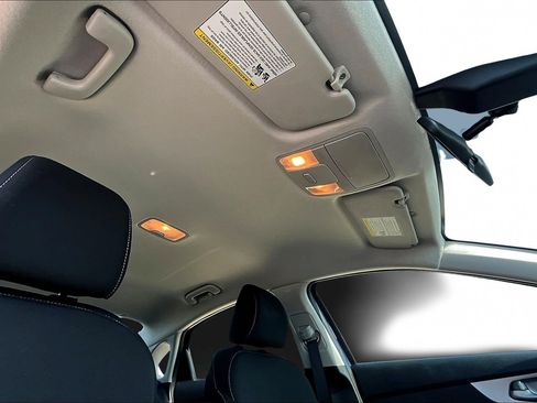 Used 2023 Kia Forte LXS image 28