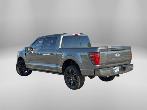 Used 2025 Ford F150 Platinum AWD/4WD image 2