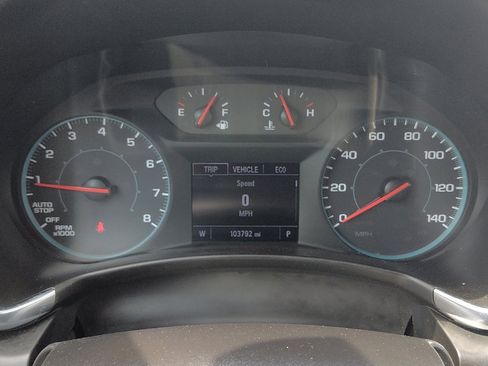 Used 2022 Chevrolet Equinox LS FWD image 23