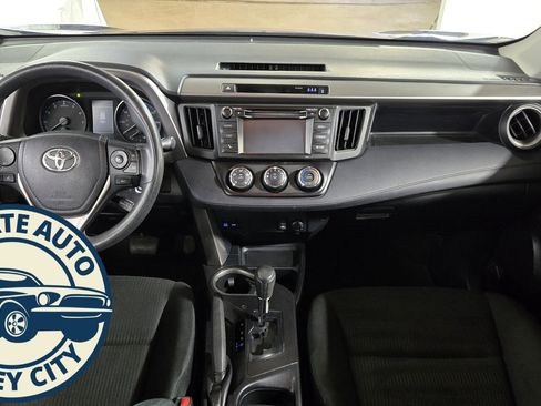 Used 2018 Toyota RAV4 LE w/ All Weather Liner Package image 23