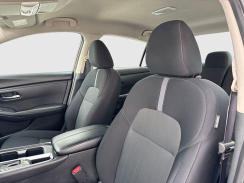 Used 2024 Nissan Sentra SV FWD image 15