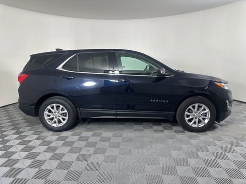 Used 2020 Chevrolet Equinox LT image 2