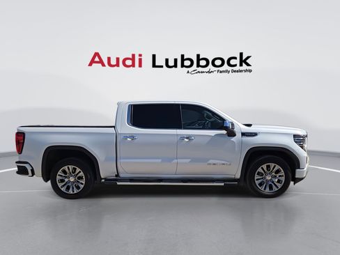 Used 2022 GMC Sierra 1500 Denali AWD/4WD image 9
