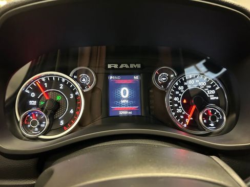 Used 2022 RAM 2500 Big Horn w/ Cold Weather Group image 11