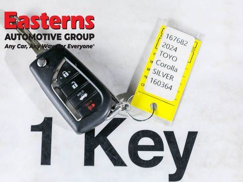 Used 2024 Toyota Corolla LE image 24